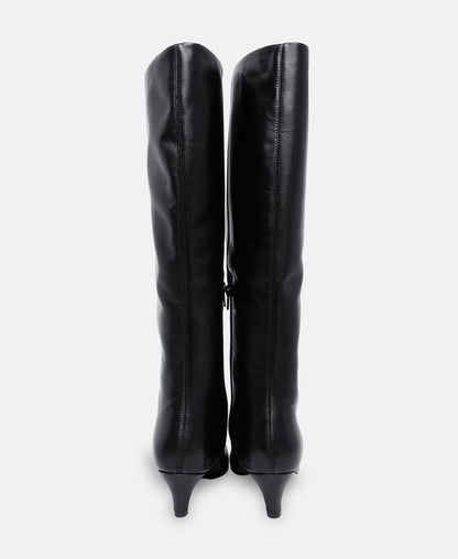 Stiefel Snkaes
