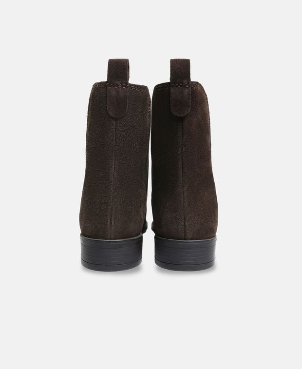 Chelsea Boots