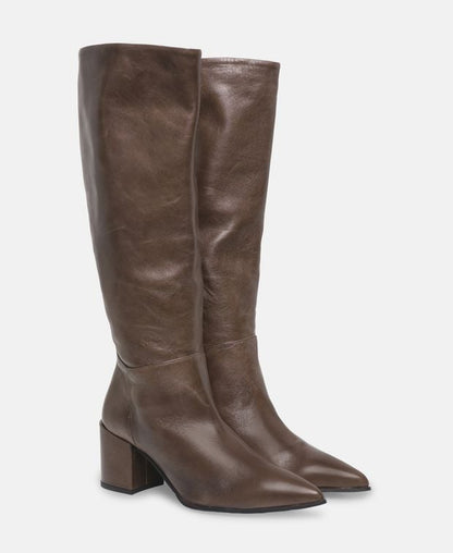 Stiefel Rosa 2