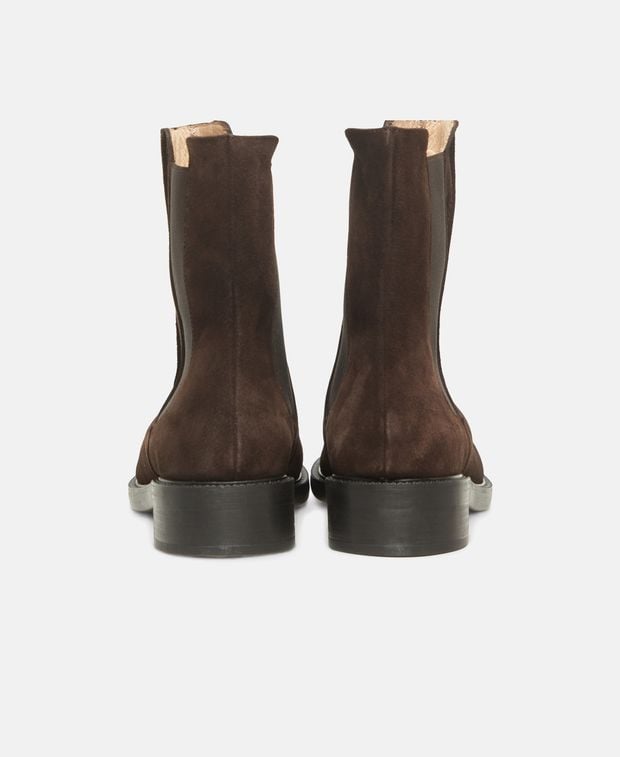 Chelsea Boots