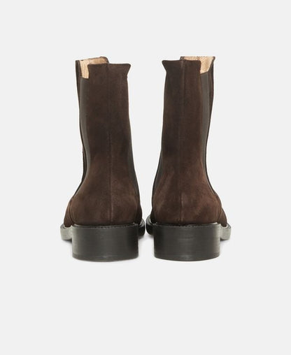 Chelsea Boots