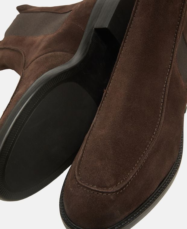 Chelsea Boots