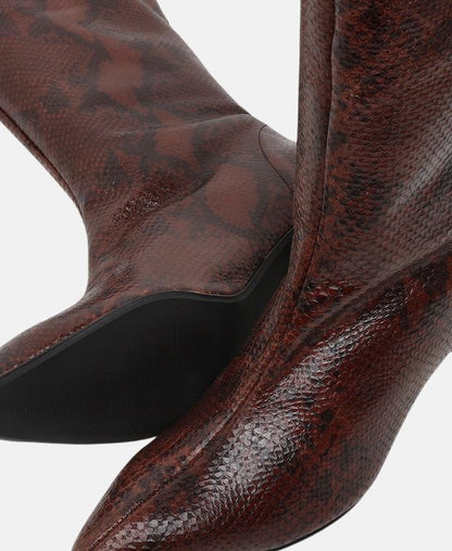 Stiefel Akyrea