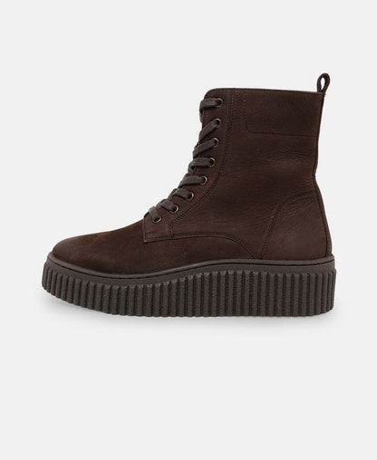 Schnürstiefeletten
