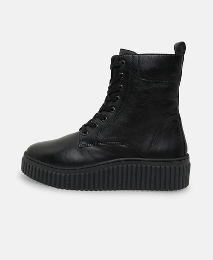 Schnürstiefeletten
