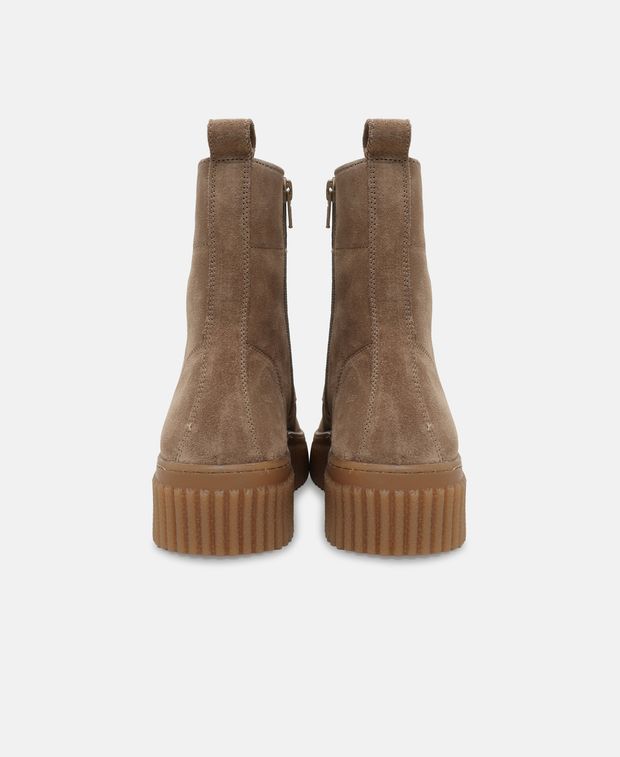Schnürstiefeletten