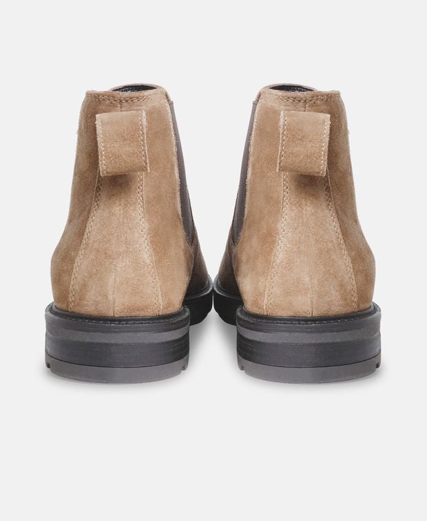 Chelsea Boots