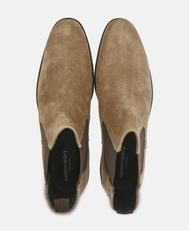 Chelsea Boots