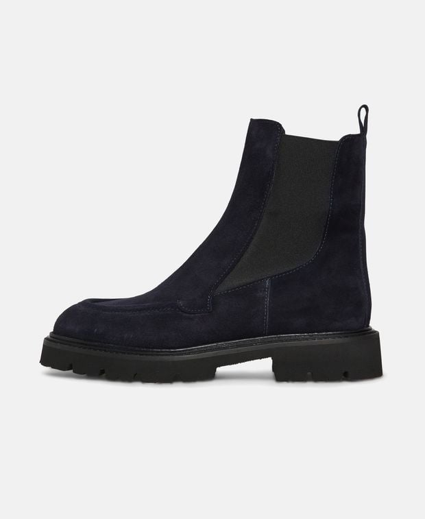 Chelsea Boots