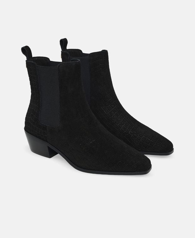 Chelsea Boots