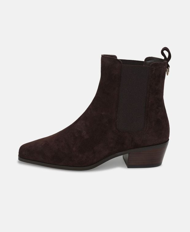Chelsea Boots