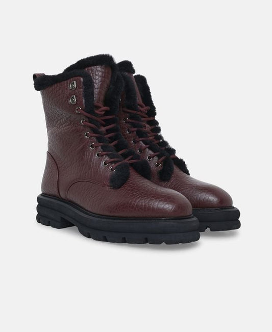 Schnürstiefeletten
