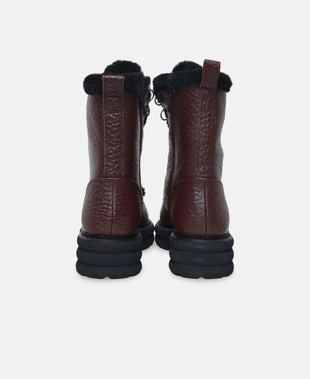 Schnürstiefeletten