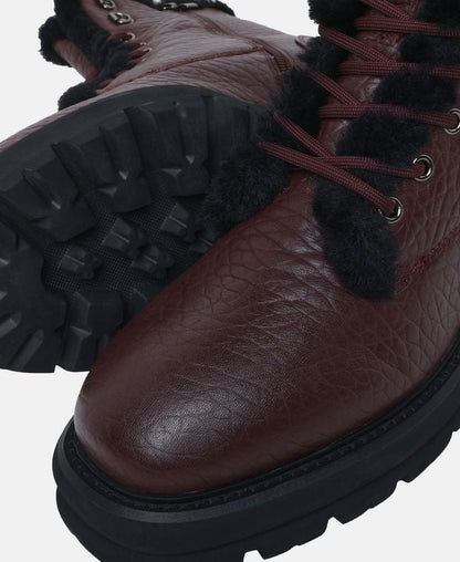 Schnürstiefeletten