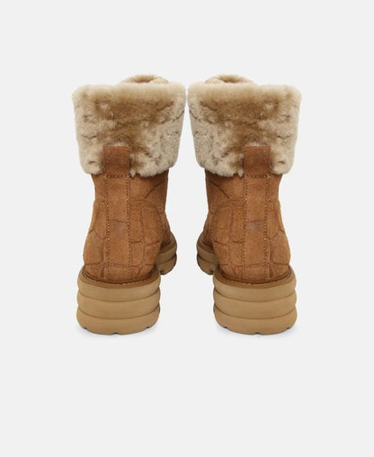 Schnürstiefeletten