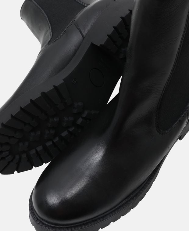 Chelsea Boots