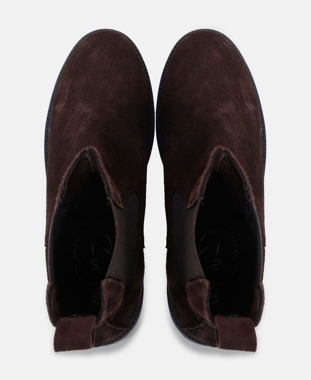 Chelsea Boots