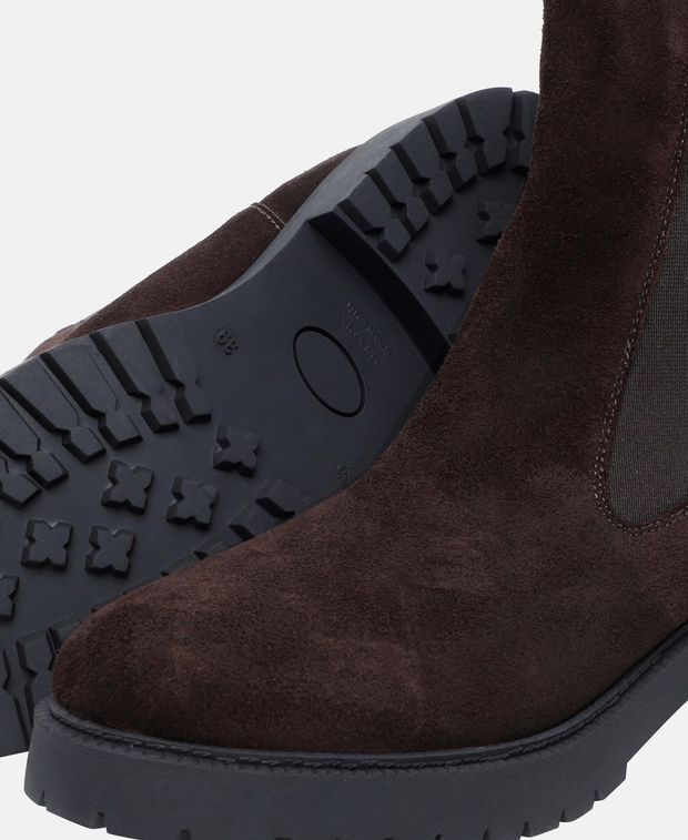 Chelsea Boots