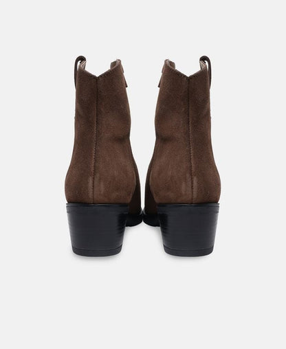 Chelsea Boots