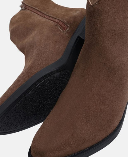 Chelsea Boots