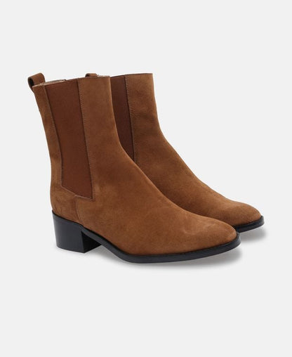 Chelsea Boots
