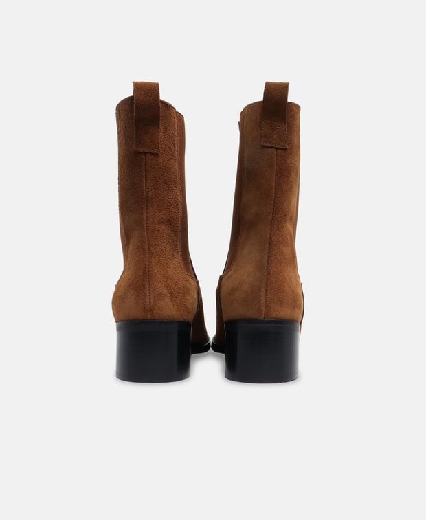 Chelsea Boots