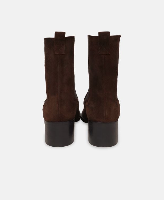 Chelsea Boots