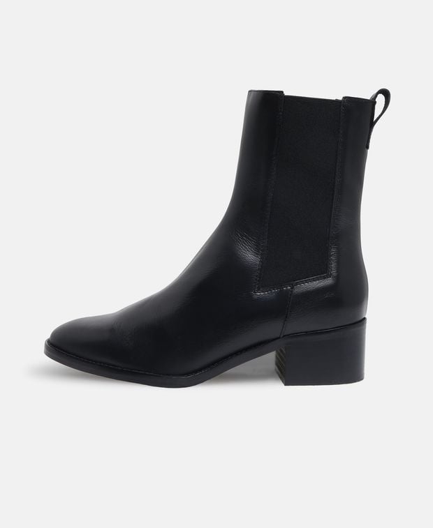 Chelsea Boots