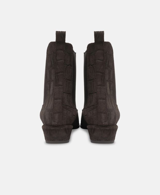 Chelsea Boots
