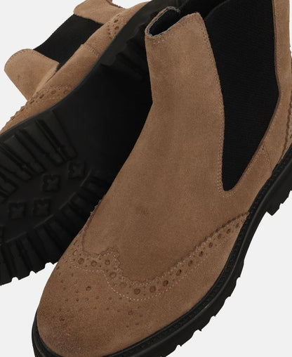 Chelsea Boots