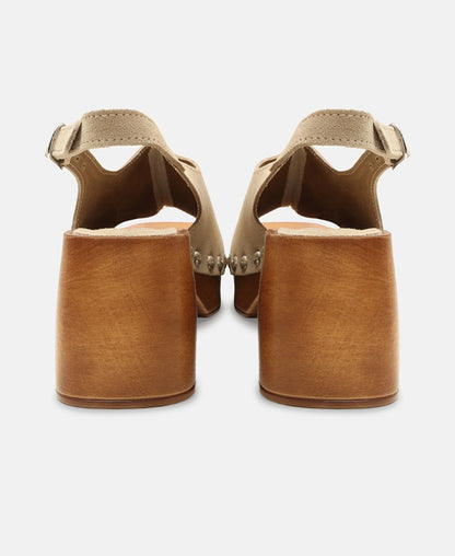Plateau-Sandalen